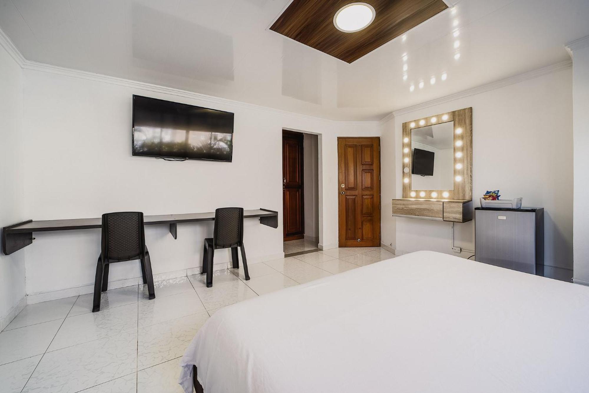 Villa Santos Apartaestudios Barranquilla  Dış mekan fotoğraf